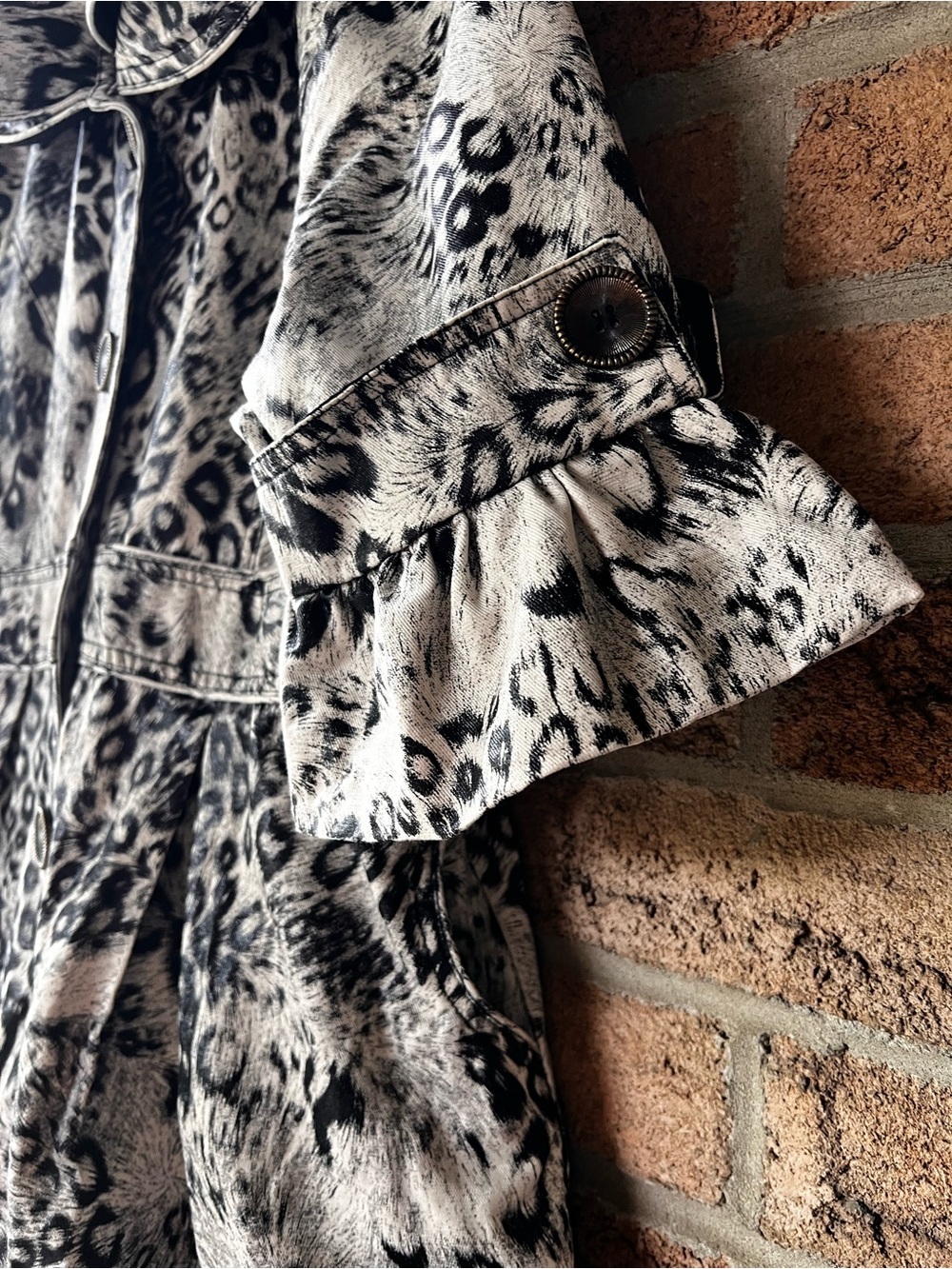 Red Coral Animal Print Leopard Bubble Hem Statement Coat Bell Sleeve L - Picture 8 of 16